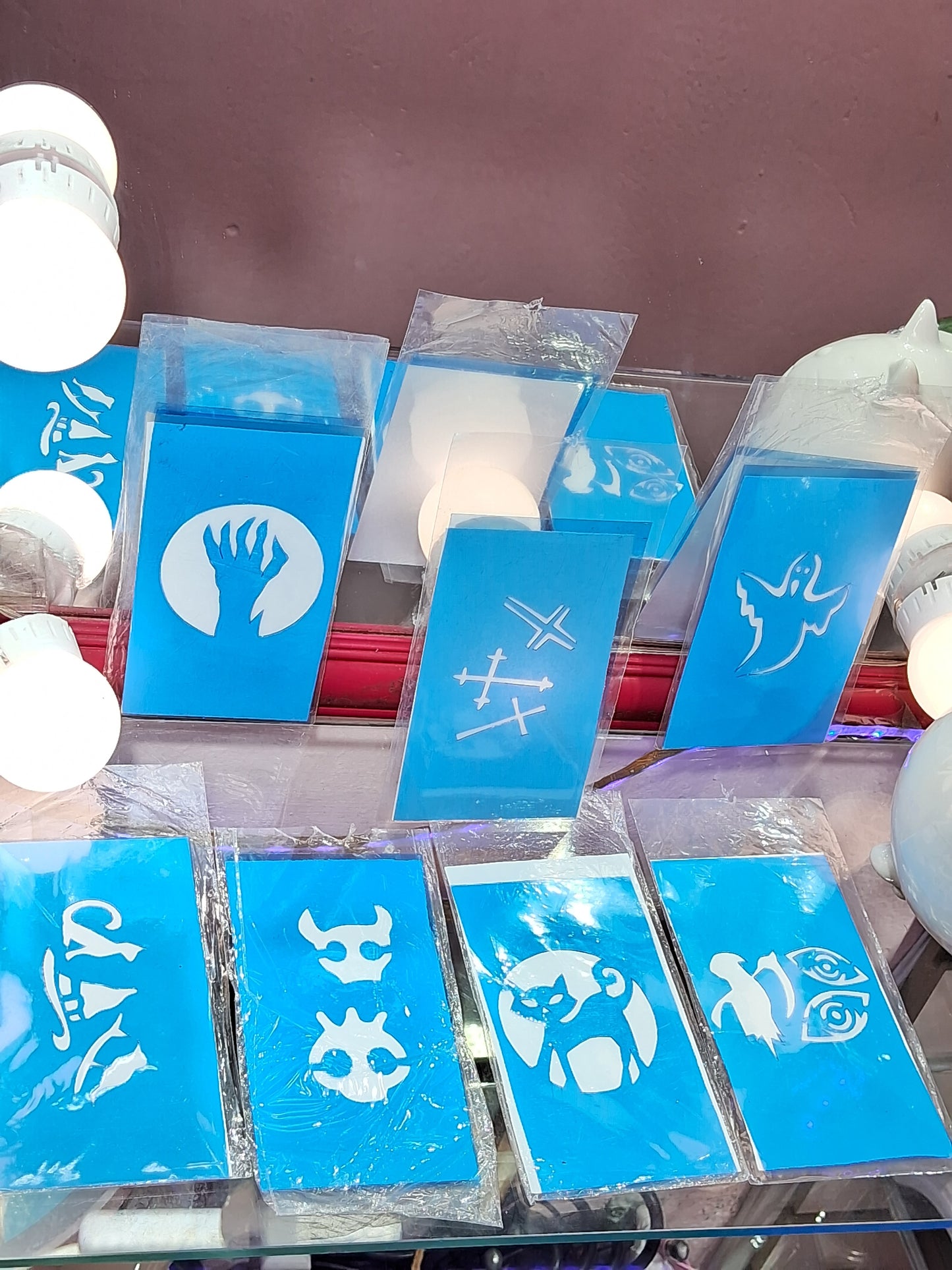 sku00175- HALLOWEEN Sets de Stencils para caritas pintadas